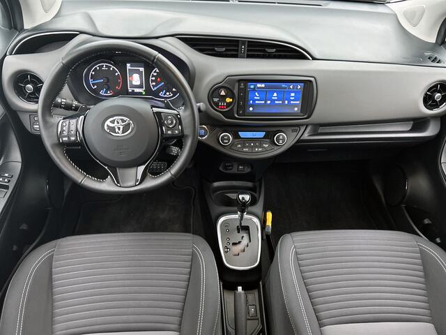 Toyota YARIS 1.5 VVT-i Dynamic | Camera | Trekhaak | LM Velgen | Leseman