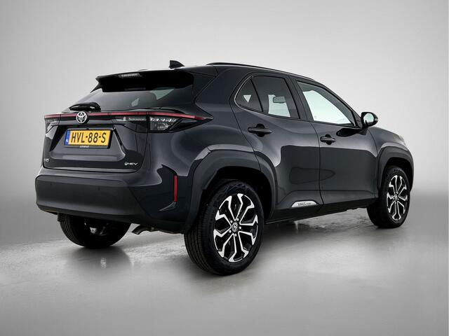 Toyota YARIS Cross 1.5 Hybrid Dynamic | Parkeersensoren V+A | Stuur-Stoel-Voorruitverwarming Onderweg-naar-dealer