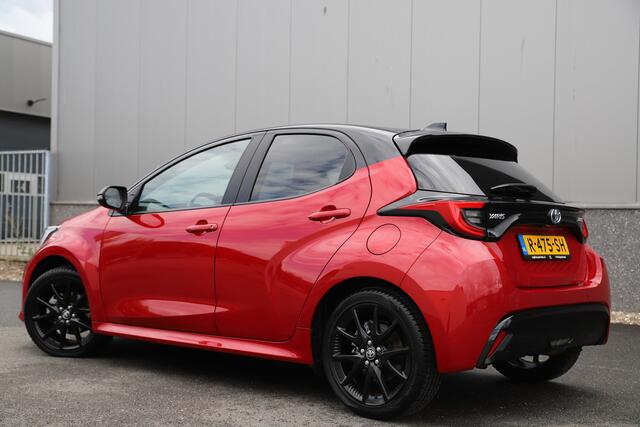 Toyota YARIS 1.5 Hybrid Executive Leder/Adaptive Cruise/LED