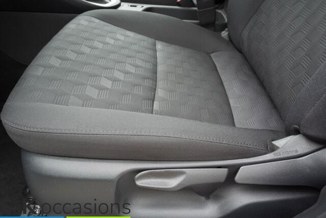Toyota YARIS 1.5 Hybrid 115 Business ACC Keyless