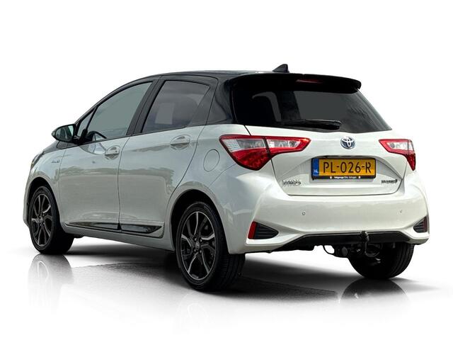 Toyota YARIS 1.5 Hybrid Bi-Tone ? Trekhaak ? Camera ? Navi