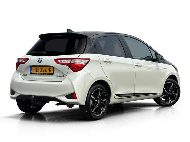 Toyota YARIS 1.5 Hybrid Bi-Tone ? Trekhaak ? Camera ? Navi