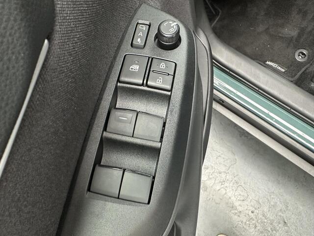 Toyota YARIS Cross 1.5 Hybrid 115 Dynamic + comfort pack , 1e eigenaar NL auto