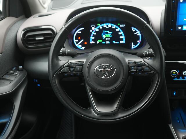 Toyota YARIS Cross 1.5 Hybrid Executive | Parkeersensoren V+A | JBL | Dode Hoek Detectie | Stoelverwarming |