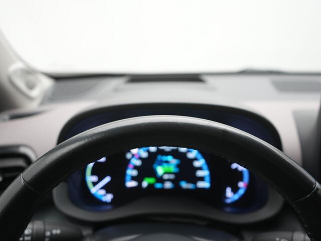 Toyota YARIS Cross 1.5 Hybrid Executive | Parkeersensoren V+A | JBL | Dode Hoek Detectie | Stoelverwarming |