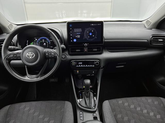 Toyota YARIS 1.5 Hybrid 115 Dynamic Comfort Pack | BTW Voertuig | Dodehoekdetectie | Stoel+stuurverwarming | Parkeersensoren Voor+Achter | Draadloze telefoonlader | Cruise Control Adaptive | Apple CarPlay/Android Auto |