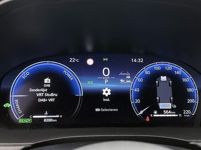 Toyota YARIS 1.5 Hybrid 130 Executive | BTW Voertuig | Dodehoek detectie | Stoel+Stuurverwarming | Parkeersensoren voor+achter | draadloze lader telefoon | Cruise Control Adaptive | Climate Control | Apple CarPlay/Android Auto |
