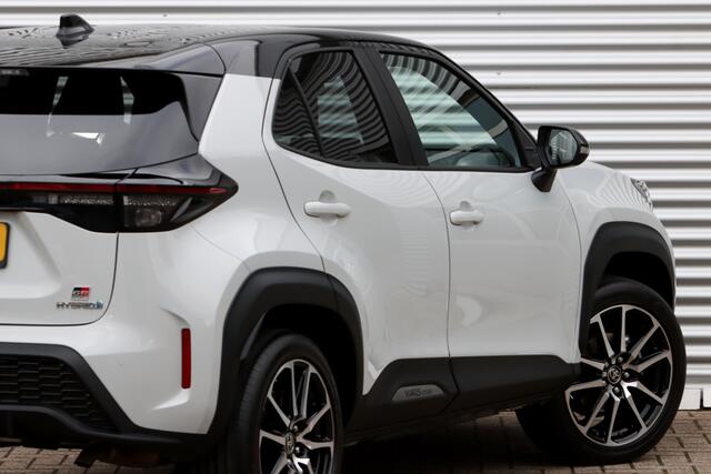 Toyota YARIS Cross 1.5 Hybrid GR Sport JBL / Head-up / Navi