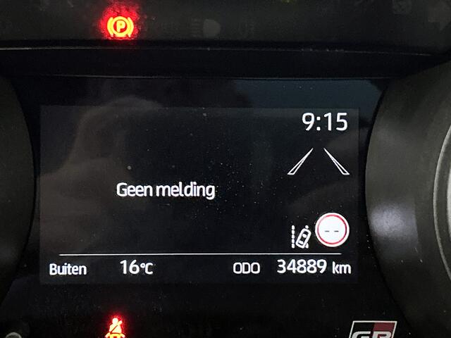 Toyota YARIS 1.5 Hybrid GR Sport Premium Pack | BTW Voertuig | JBL | Head-Up Display | Dodehoek detectie | Panoramadak | Stoel+stuurverwarming | Parkeersensoren voor+ achter | Draadloze telefoonlader | Cruise control adaptive |