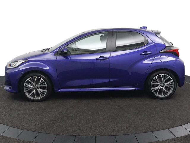 Toyota YARIS 1.5 Hybrid 130 Executive Premium Pack | navigatiesysteem | Verwarmde voorstoelen |