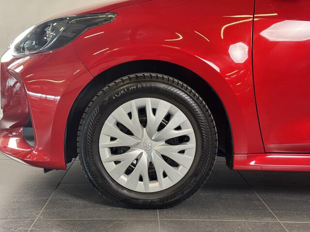 Toyota YARIS 1.5 Hybrid Active | Origineel NL | Lage KM-stand | All Seasons |