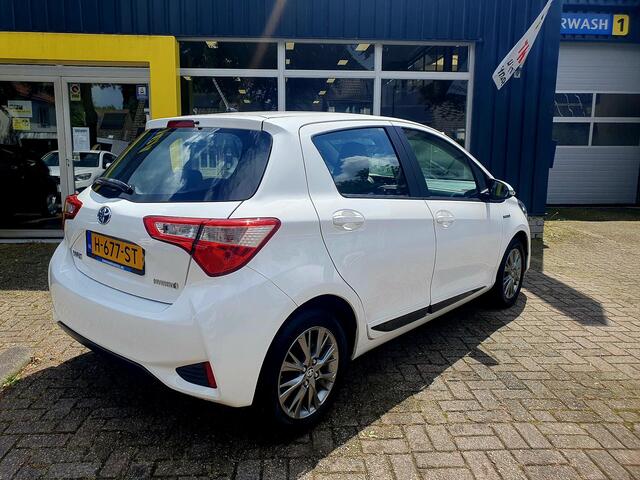 Toyota YARIS 1.5 Hybrid Aspiration All-in prijs!
