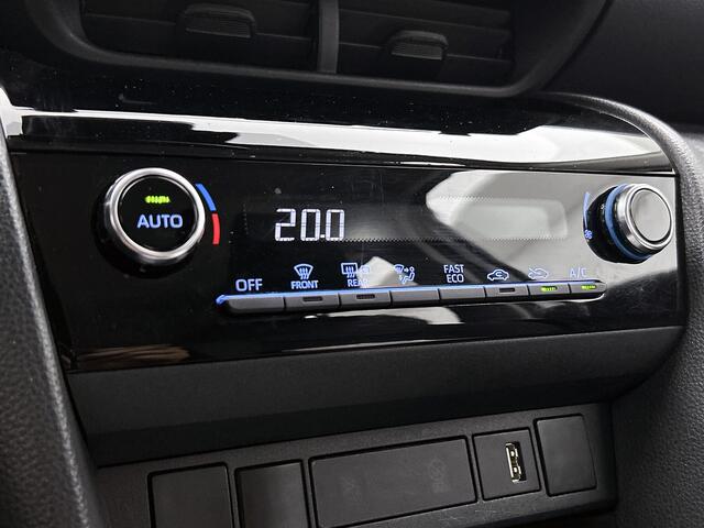 Toyota YARIS Cross 1.5 Hybrid Business Plus ACC | PDC V+A | Camera | Clima | Navi | LMV |