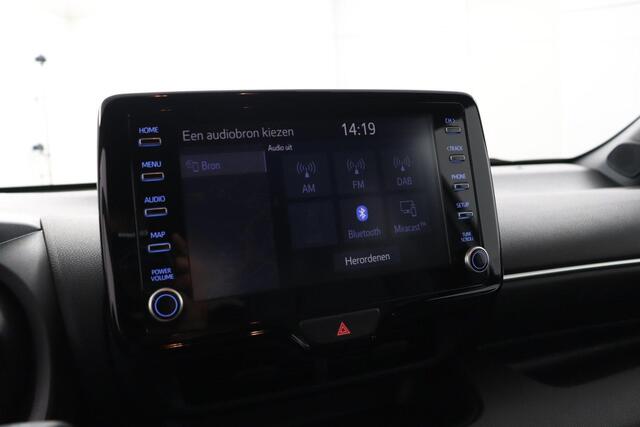 Toyota YARIS 1.5 Hybrid Executive | Apple Carplay/Android Auto | Parkeersensoren | Navigatie | Stoelverwarming |