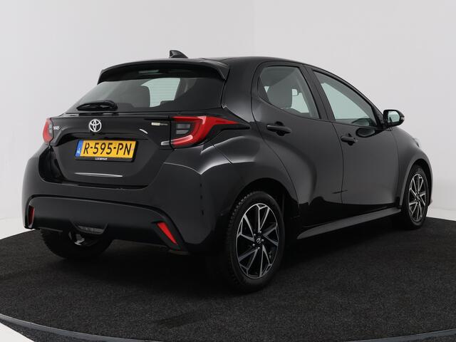 Toyota YARIS 1.5 VVT-i Dynamic | Navigatie | Apple Carplay/Android Auto | Camera | Airco | LM Velgen | Onderweg-naar-dealer