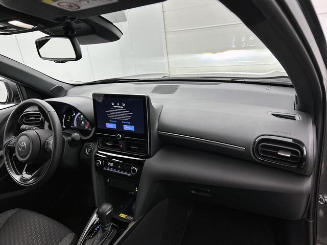 Toyota YARIS Cross 1.5 Hybrid 115 Dynamic | Parkeersensoren V+A | Stuur-Stoelverwarming | Onderweg-naar-dealer