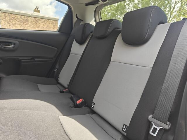 Toyota YARIS 1.5 Hyb. Active