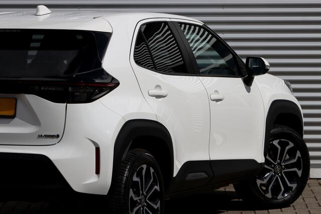 Toyota YARIS Cross 1.5 Hybrid Dynamic / Team-D