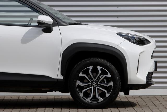 Toyota YARIS Cross 1.5 Hybrid Dynamic / Team-D