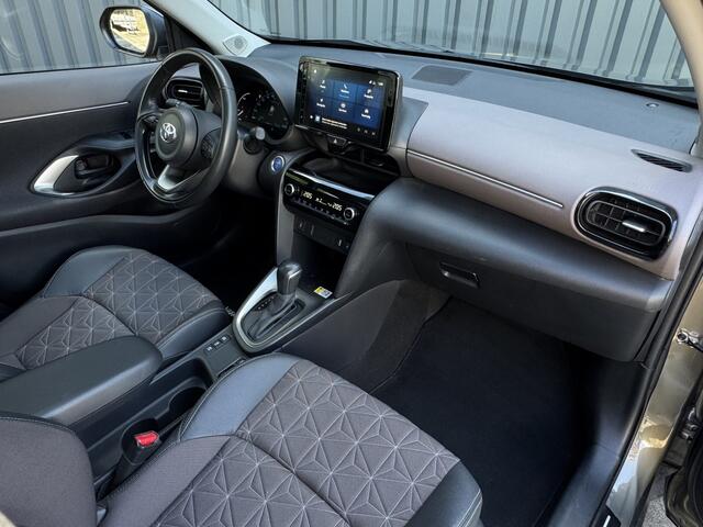 Toyota YARIS Cross 1.5 Hybrid Executive Panoramadak, Stoelverw, ACC