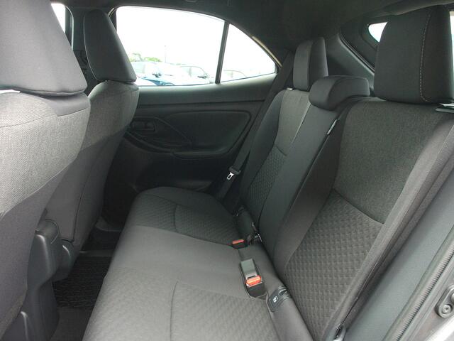 Toyota YARIS Cross 1.5 Hybrid 115 First Edition, Carplay + Android Auto / Parkeer Camera / Keyless / Full LED. / Climate Control / 17'' LMV