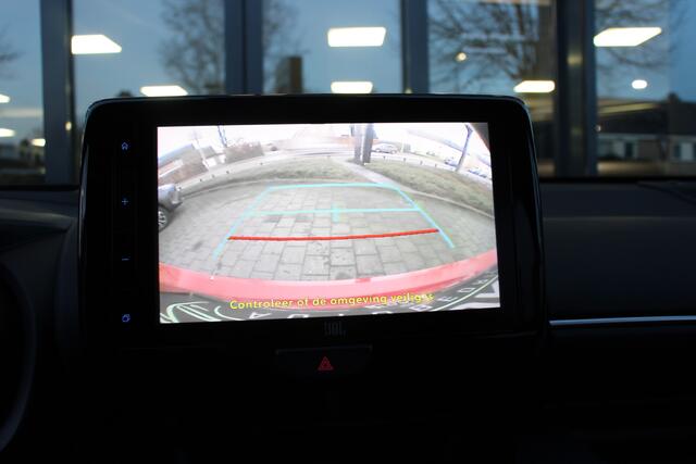 Toyota YARIS 1.5 Hybrid 130 Executive Bi-Tone Navi/Camera/Pdc/Headup/Keyless/JBL/H-Leder