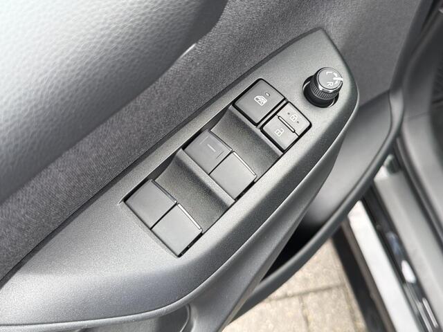 Toyota YARIS 1.5 Hybrid 115 Dynamic | Apple CarPlay/Android auto | Stoel en stuurverwarming | Achteruitrijcamera