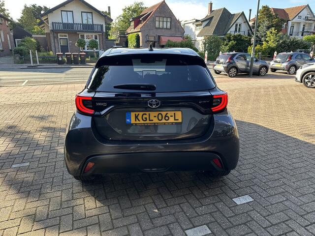 Toyota YARIS 1.5 Hybrid 115 Dynamic