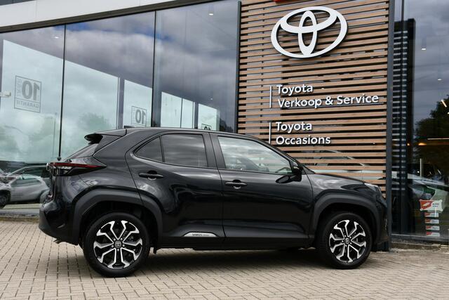 Toyota YARIS Cross 1.5 Hybrid First Edition Automaat 116pk | LED-koplampen | Cruise control adaptief | Dealer-onderhouden | NL-auto |