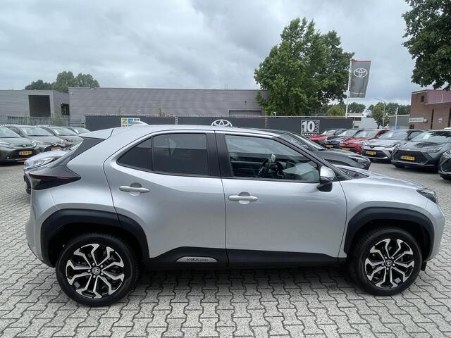 Toyota YARIS Cross 1.5 Hybrid Dynamic Comfort Pack all seasonbanden
