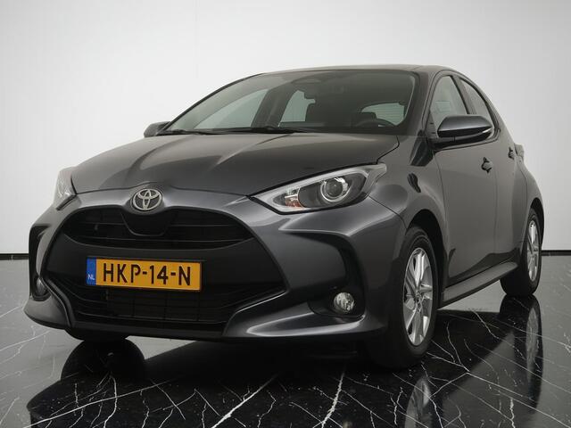 Toyota YARIS 1.5 Hybrid 115 Business - Navigatie via Apple/Android - Camera - Climate control - Adaptive cruise control - Fabrieksgarantie tot 04-2028
