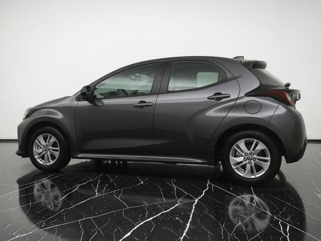 Toyota YARIS 1.5 Hybrid 115 Business - Navigatie via Apple/Android - Camera - Climate control - Adaptive cruise control - Fabrieksgarantie tot 04-2028