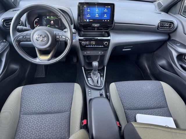 Toyota YARIS Cross 1.5 Hybrid Explore | Trekhaak | Stoelverwarming | Parkeersensoren voor + achter | Elektrische ramen | DAB