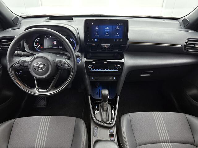 Toyota YARIS Cross 1.5 Hybrid Adventure | BTW voertuig | Dodehoek detectie | Head-Up Display | LED Matrix | Parkeersensoren voor+achter | Elektrische achterklep | Stoelverwarming |