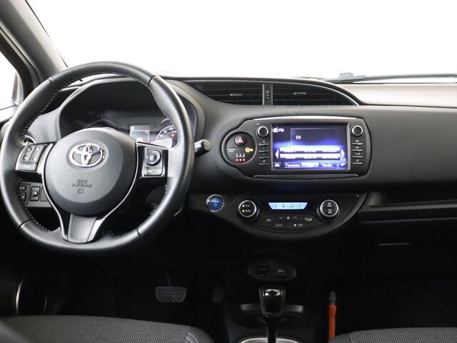 Toyota YARIS 1.5 Hybrid Executive | Dealer onderhouden | Navigatie | Climate control | Cruise control | Achteruitrijcamera |
