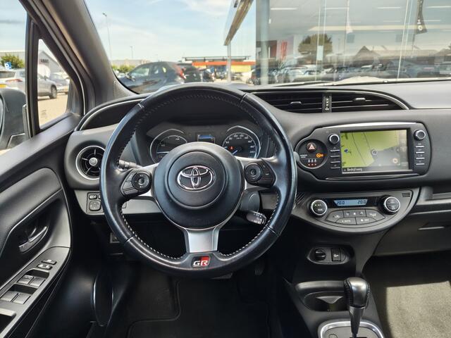 Toyota YARIS 1.5 Hybrid GR-Sport | Navi | Stoelverwarming | Keyless Entry