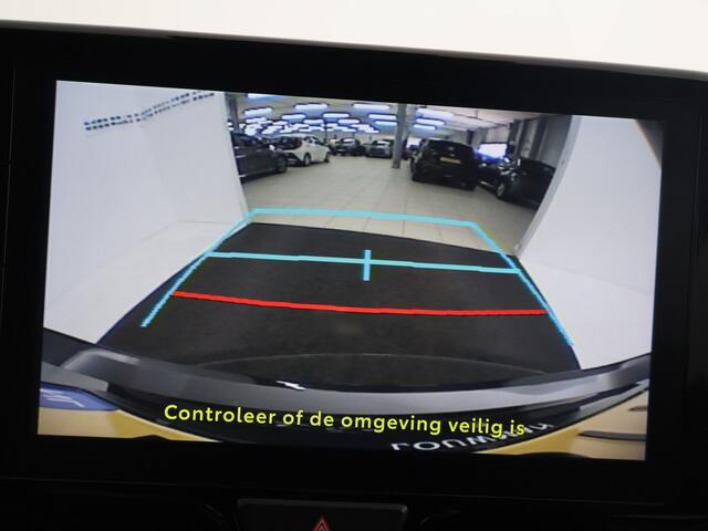 Toyota YARIS 1.5 Hybrid Executive | BTW voertuig | Dealer onderhouden | Dodehoek detectie | Parkeersensoren voor+achter | Stoelverwarming | Cruise Control Adaptive | Apple CarPlay/Android auto | Achteruitrijcamera |