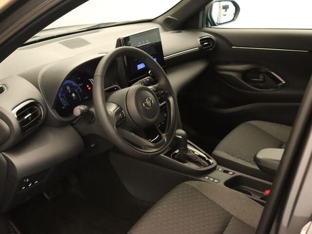 Toyota YARIS Cross 1.5 Hybrid 130 Dynamic - ACHTERUITRIJCAMERA - AUTOMATISCHE AIRCO - APPLE CARPLAY/ANDROID AUTO - DODEHOEKDETECTIE - ADAPTIEVE CRUISE CONTROL - STOEL/STUUR/VOORRUIT VERWARMING - - VERKEERSBORDDETECTIE - LED KOPLAMPEN - GROOTLICHTASSISTENT - DRAADLOZE