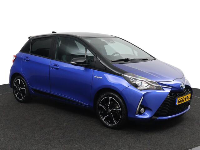Toyota YARIS 1.5 Hybrid BI-Tone | Stoelverwarming | Cruise Control | Led Verlichting | All season banden |