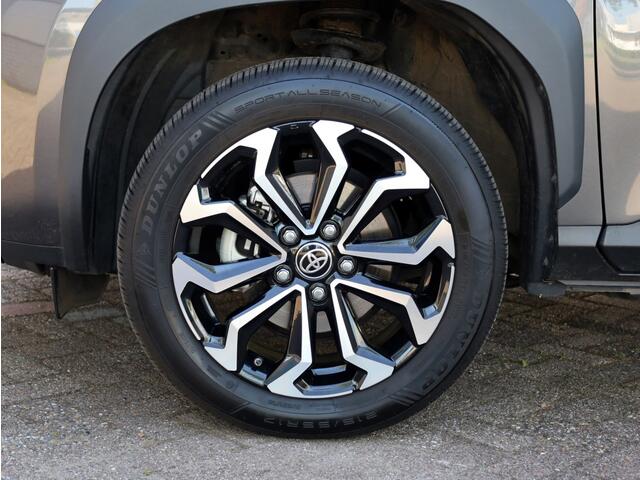 Toyota YARIS Cross 1.5 Hybr 130 Dynamic | Stoelverwarming | Parkeersensor | Trekhaa
