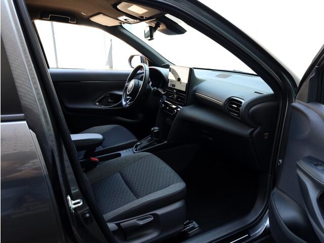 Toyota YARIS Cross 1.5 Hybr 130 Dynamic | Stoelverwarming | Parkeersensor | Trekhaa
