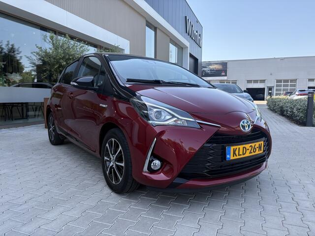 Toyota YARIS 1.5 Hyb. Bi-Tone