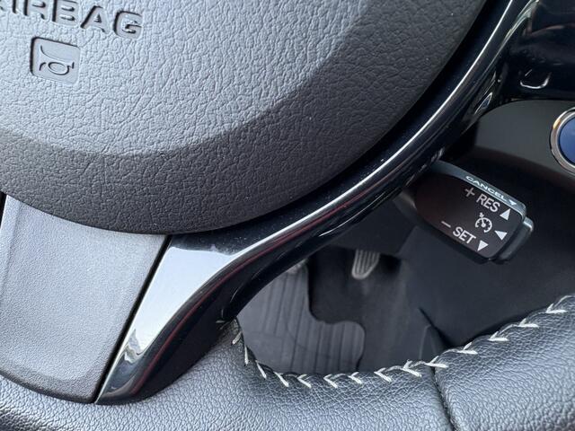 Toyota YARIS 1.5 Hyb. Bi-Tone