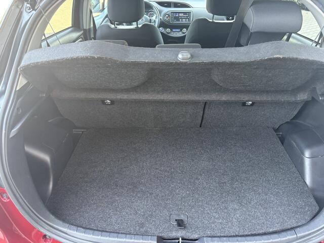 Toyota YARIS 1.5 Hyb. Bi-Tone