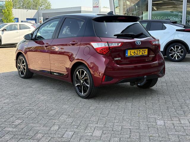 Toyota YARIS 1.5 Hybrid Bi-Tone Plus Trekhaak