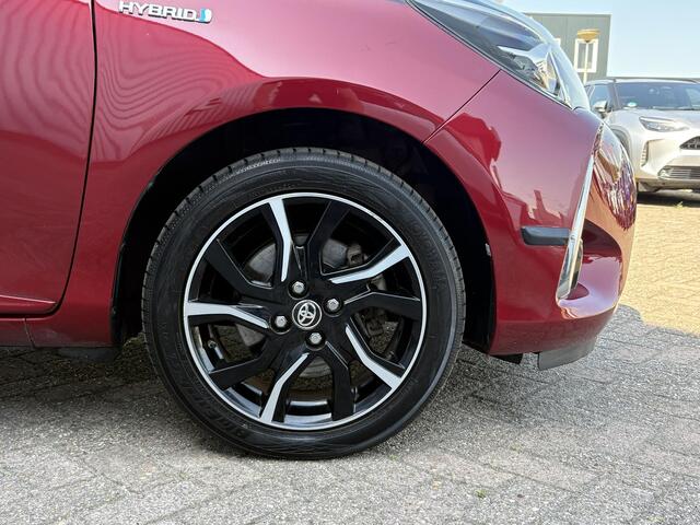 Toyota YARIS 1.5 Hybrid Bi-Tone Plus Trekhaak