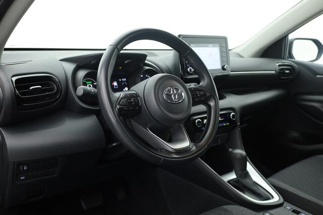 Toyota YARIS 1.5 Hybrid Team D | Apple CarPlay & Android Auto | Achteruitrijcamera | Cruise Control | DAB | Airco | 16"