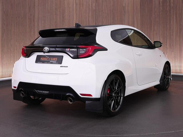 Toyota YARIS GR Performance 1.6 261pk |Adaptive|Camera|Apple Carplay|18" Gesmede LMV|AWD|JBL|CFRP-carbon|Fabrieksgarantie
