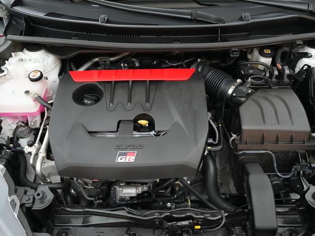 Toyota YARIS GR Performance 1.6 261pk |Adaptive|Camera|Apple Carplay|18" Gesmede LMV|AWD|JBL|CFRP-carbon|Fabrieksgarantie