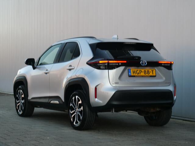 Toyota YARIS Cross 1.5 Hybrid 116pk Business Plus Automaat LED / Adaptive Cruise / Apple Carplay / Navigatie